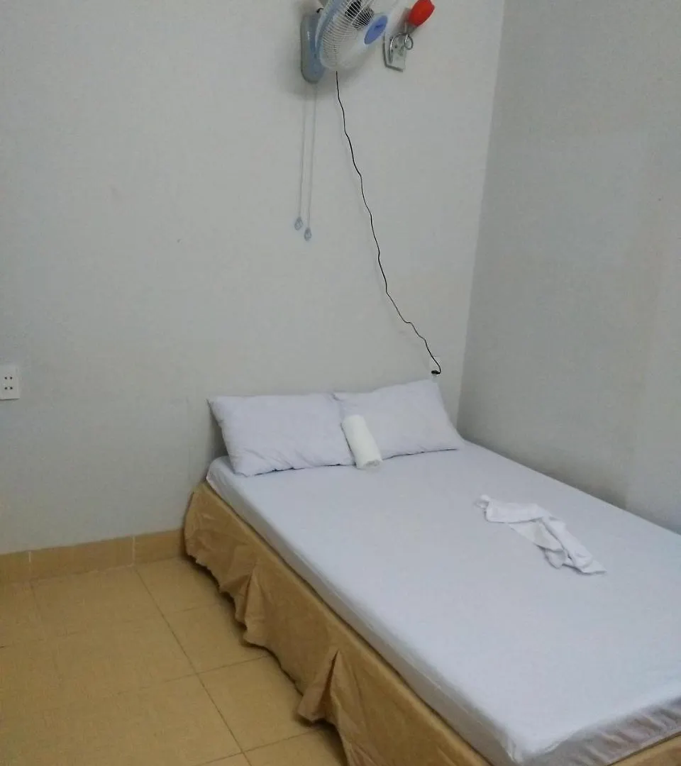 Nha Nghi Hien Quy 3 Motel Da Nang Vietnam